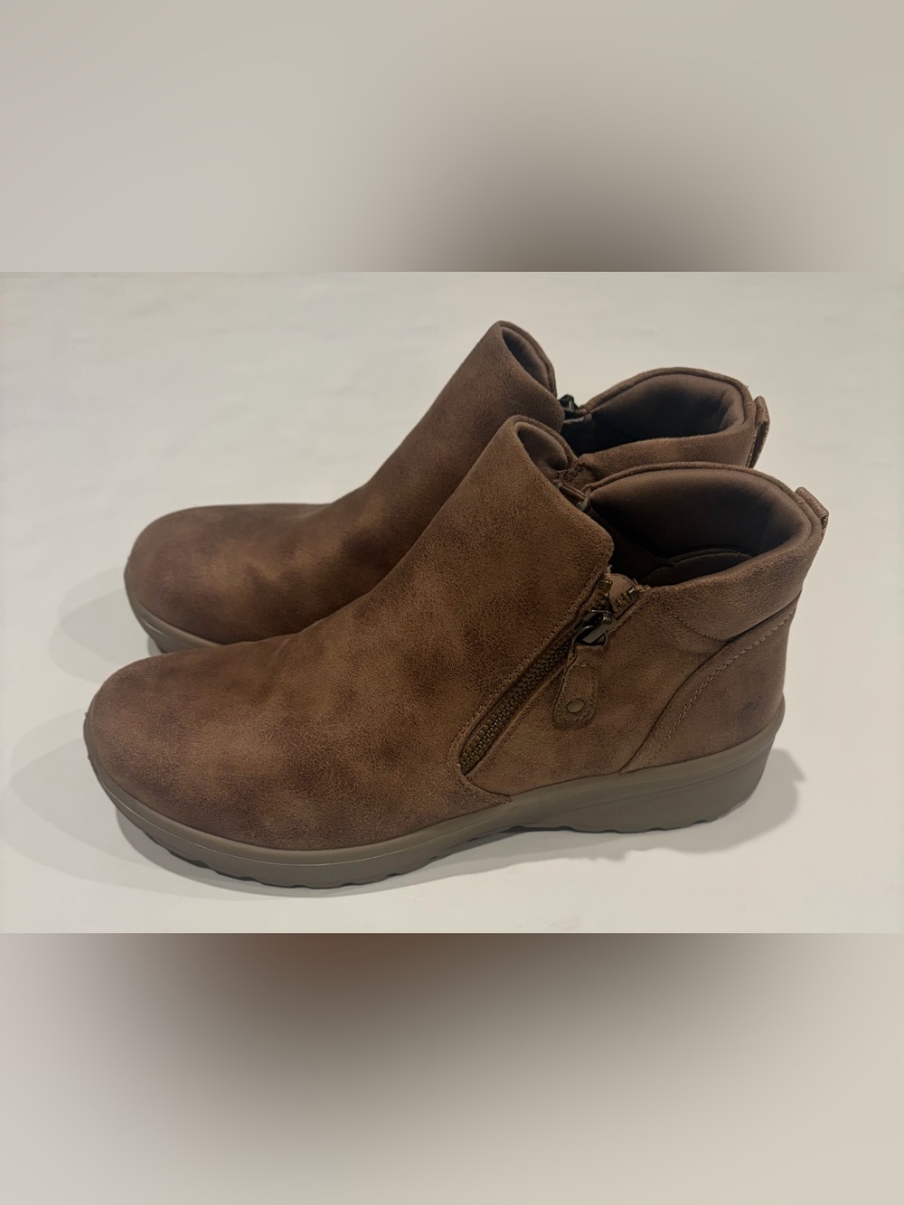 Skechers Women’s Lovely Vibe Ankle Boots - Mushroom Brown - US Size 9 NWOB